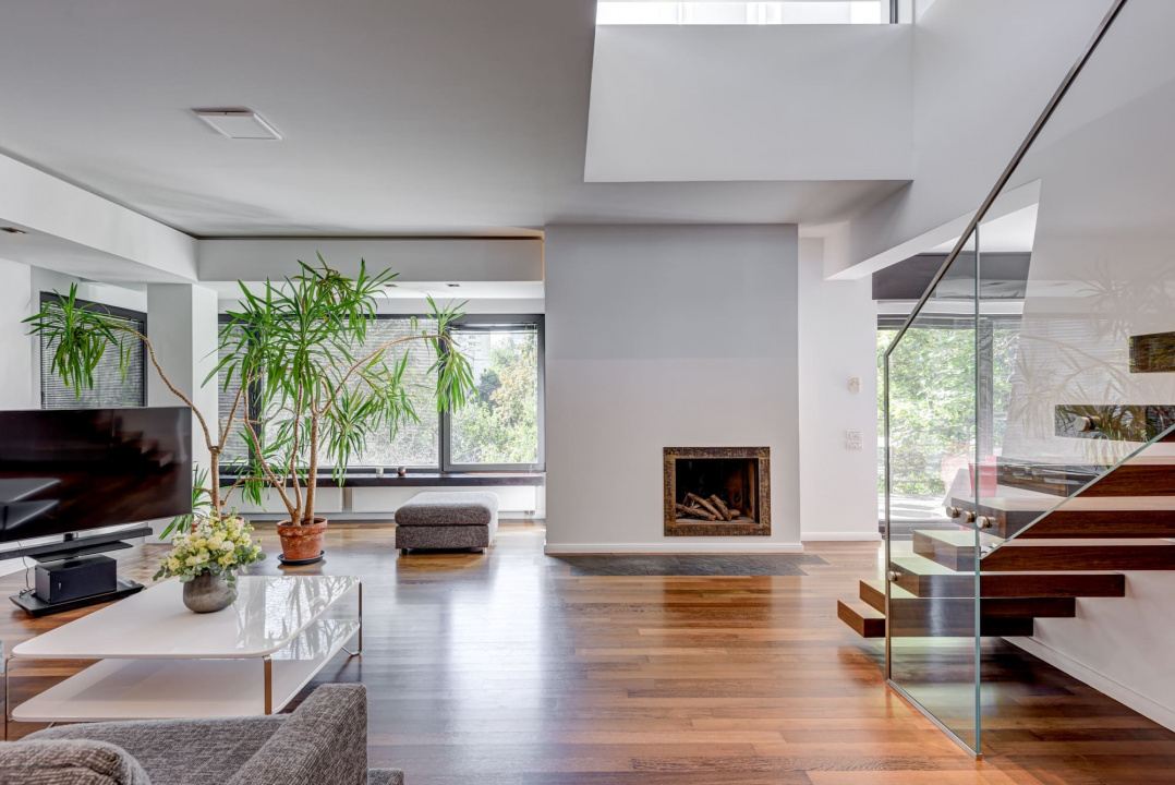 big__69b25d80130a1-dsc-2298